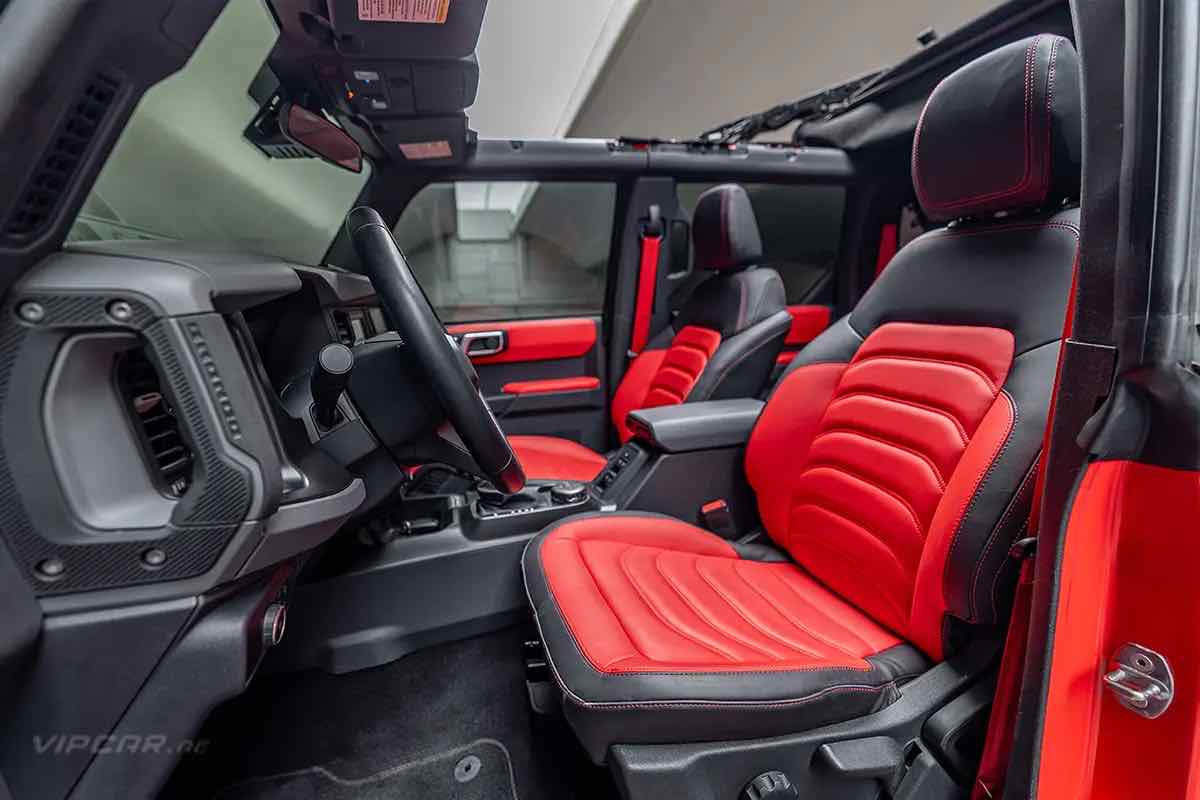 Ford Bronco for rent in Dubai, photo 6