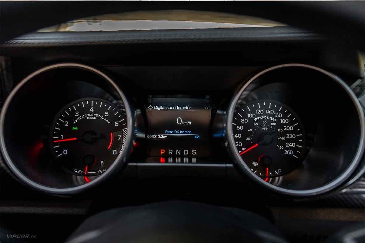 Ford Mustang for rent in Dubai, photo 9