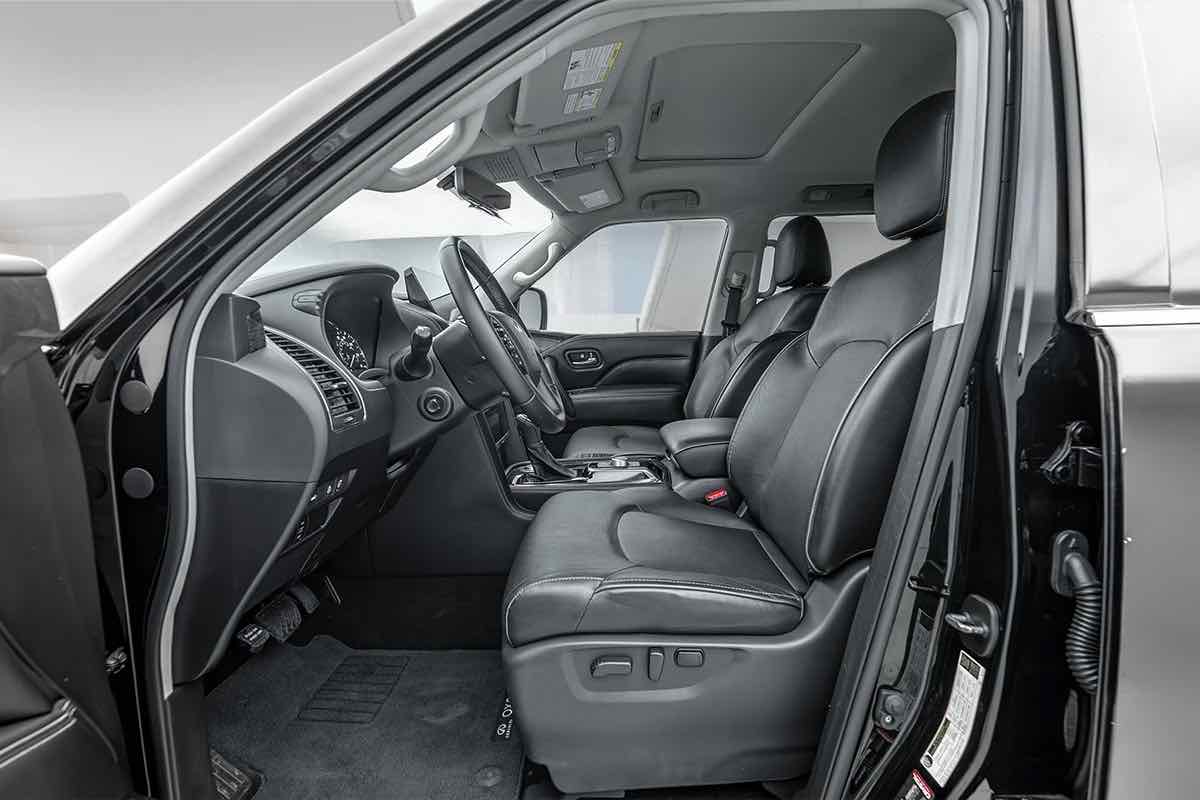 Infiniti QX80 for rent in Dubai, photo 3