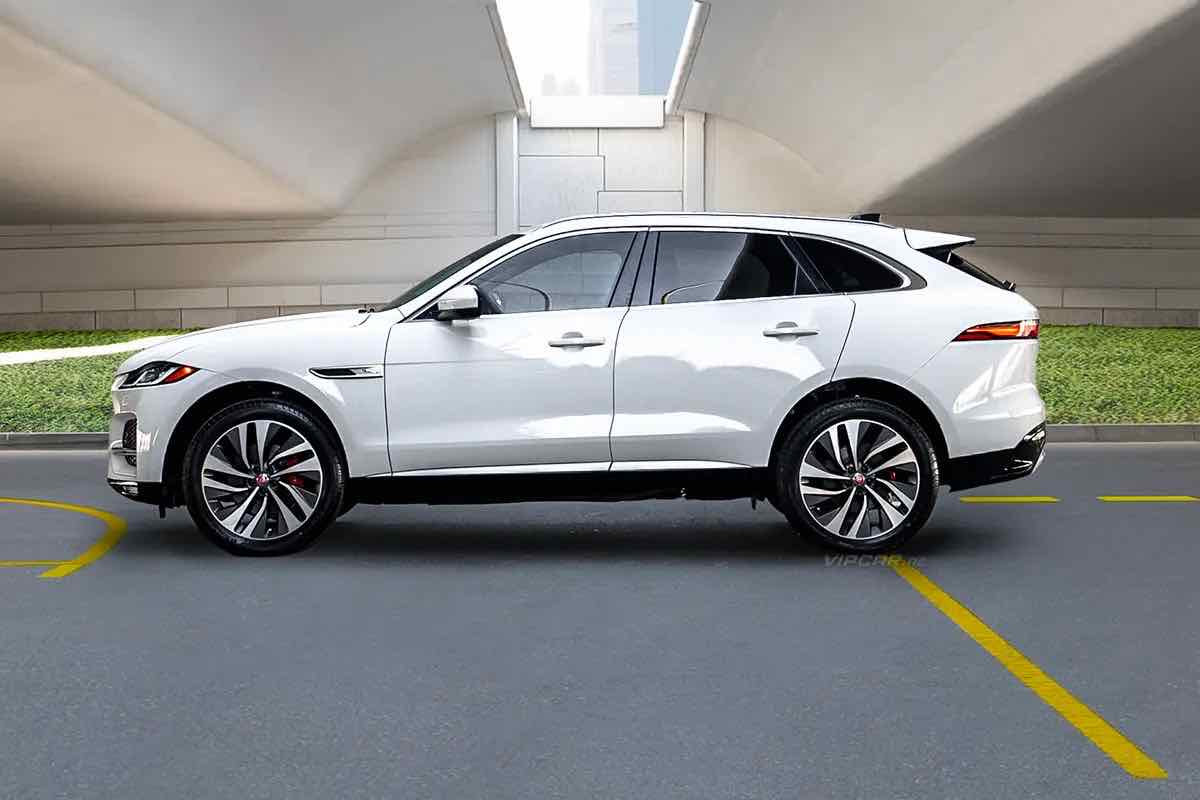 Jaguar F Pace for rent in Dubai, photo 9