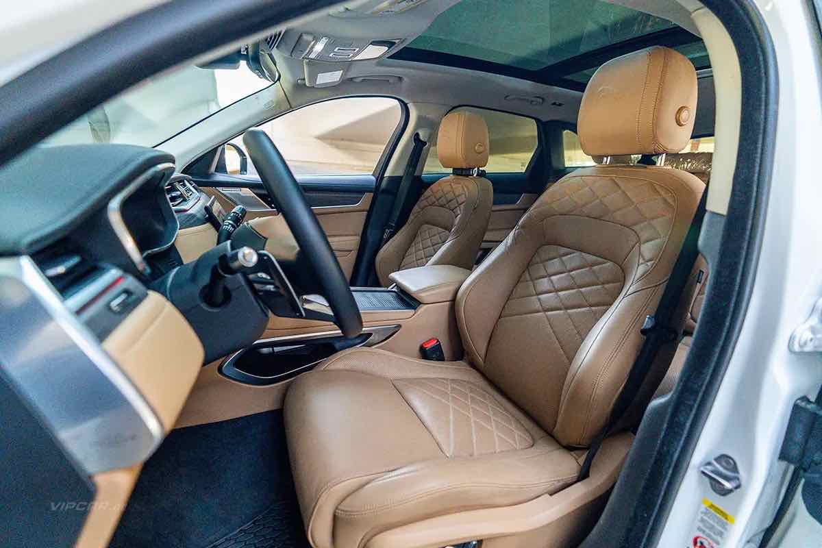 Jaguar F Pace for rent in Dubai, photo 3