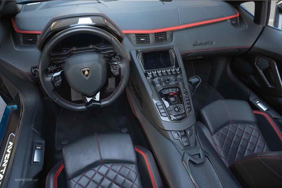 Lamborghini Aventador S Roadster for rent in Dubai, photo 2