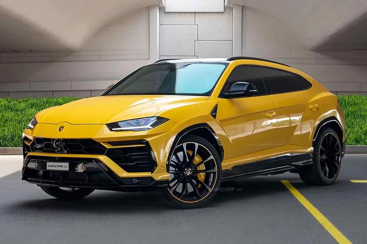 Lamborghini Urus Pearl Capsule, luxury car rental in Dubai