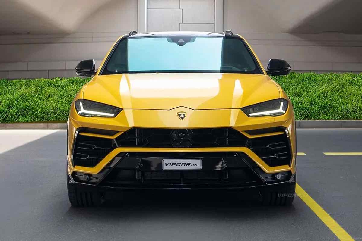 Lamborghini Urus Pearl Capsule for rent in Dubai, photo 3