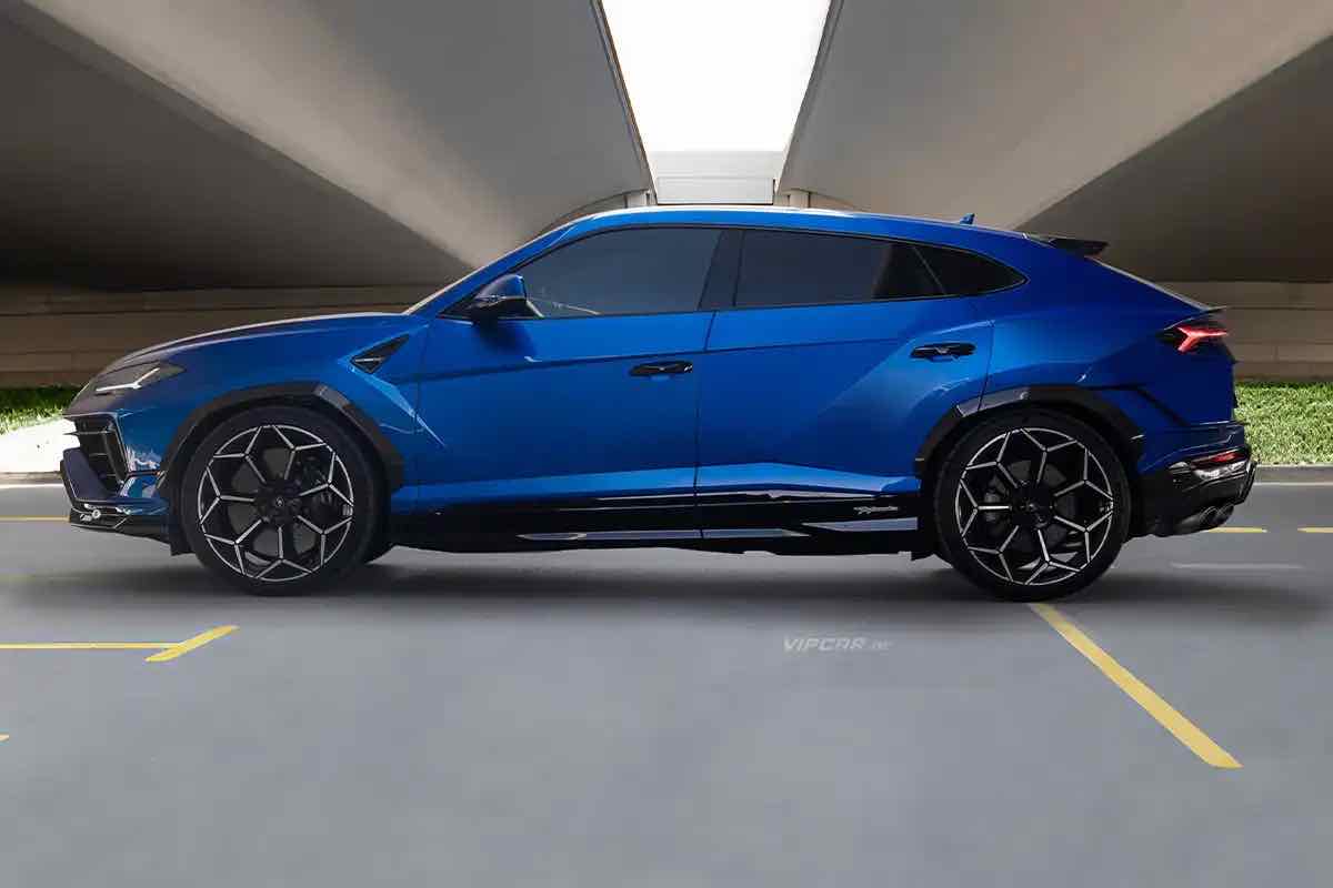 Lamborghini Urus Performante for rent in Dubai, photo 8