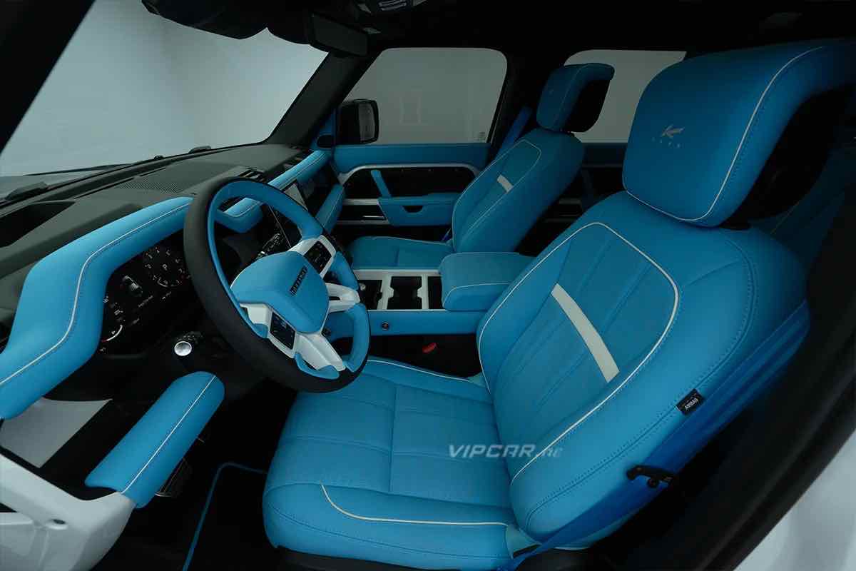 Land Rover Defender Kahn Edition for rent in Dubai, photo 3