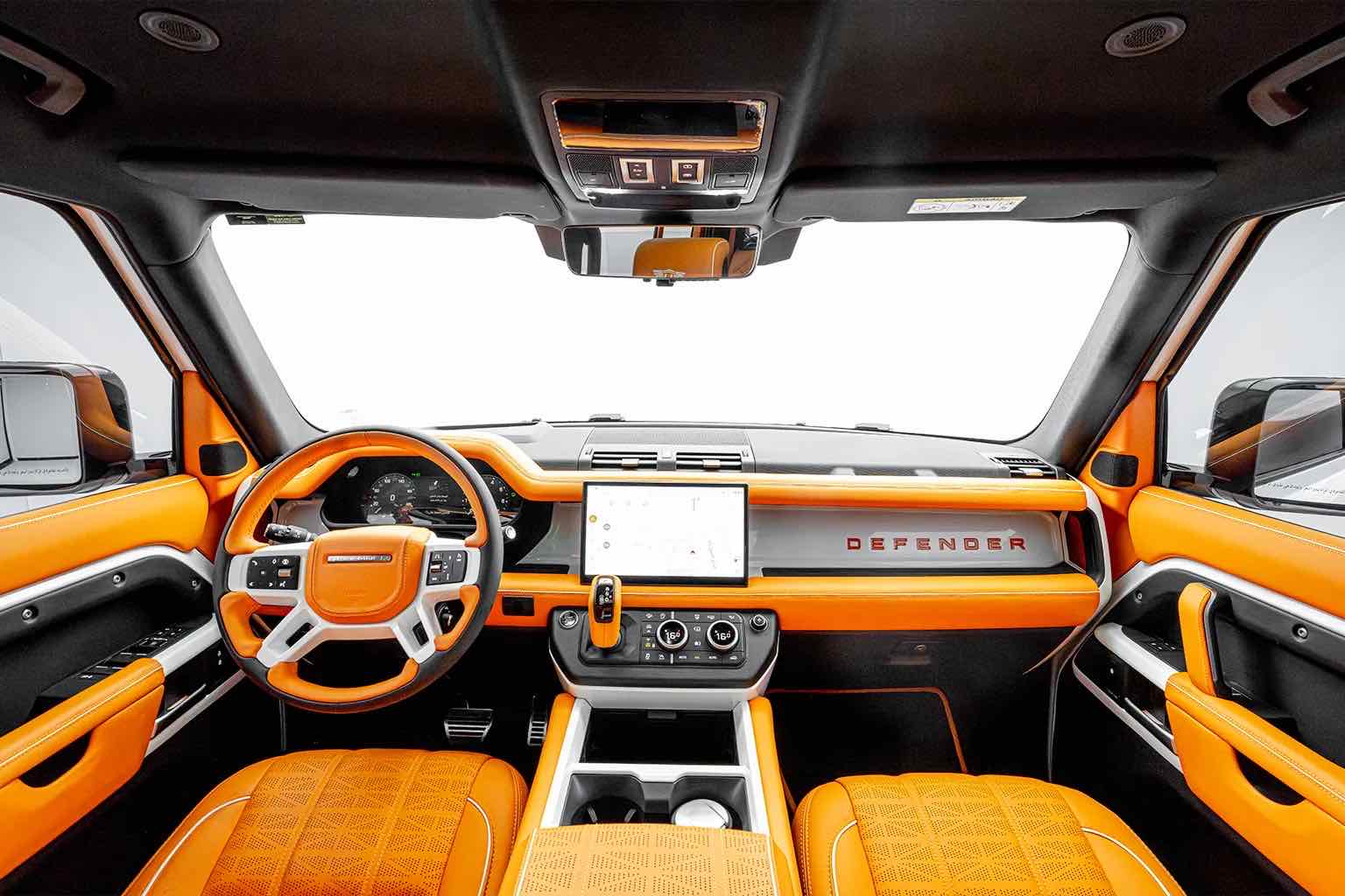 Land Rover Defender Urban for rent in Dubai, photo 4