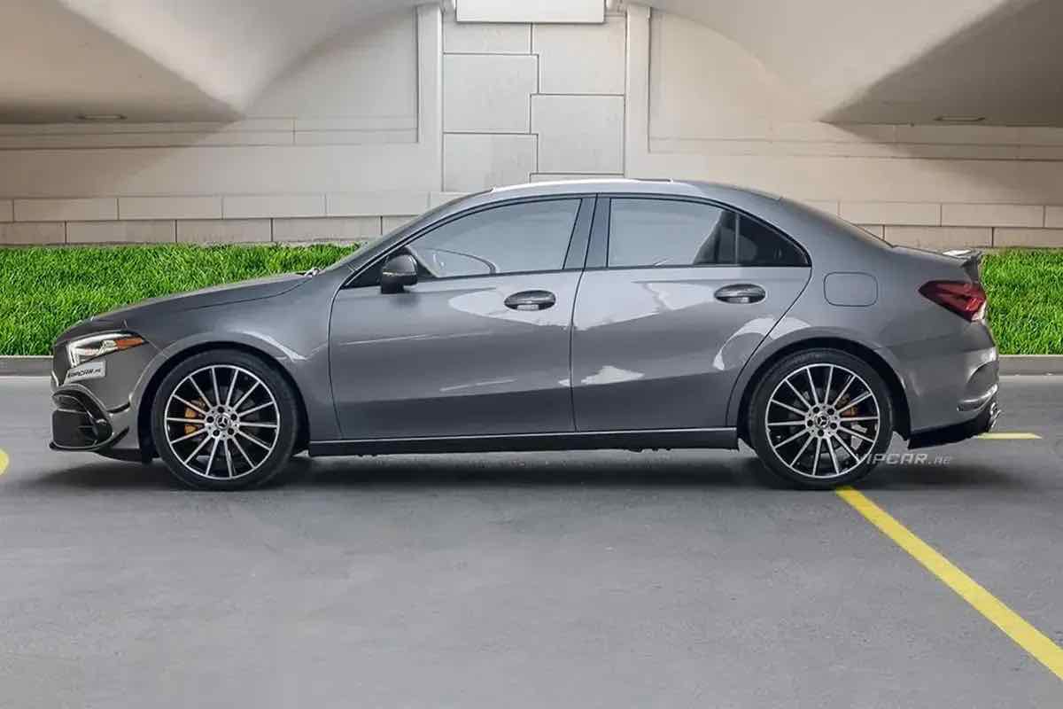 Mercedes Benz A220 for rent in Dubai, photo 2