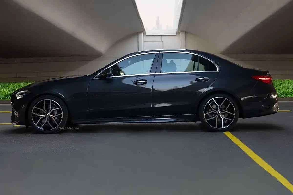 Mercedes Benz C200 for rent in Dubai, photo 2