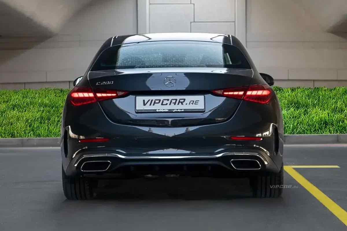 Mercedes Benz C200 for rent in Dubai, photo 4