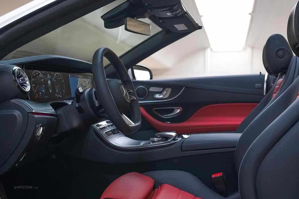 Mercedes Benz E200 for rent in Dubai, photo 5