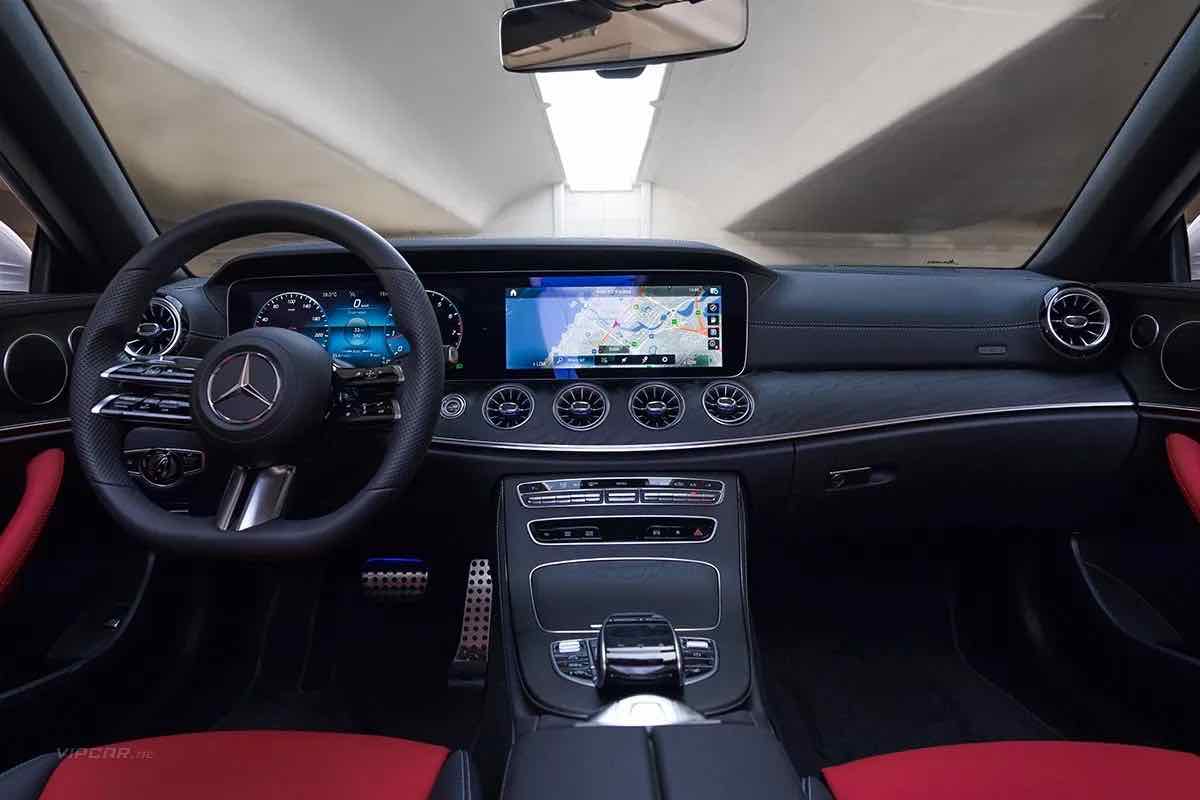 Mercedes Benz E200 for rent in Dubai, photo 6