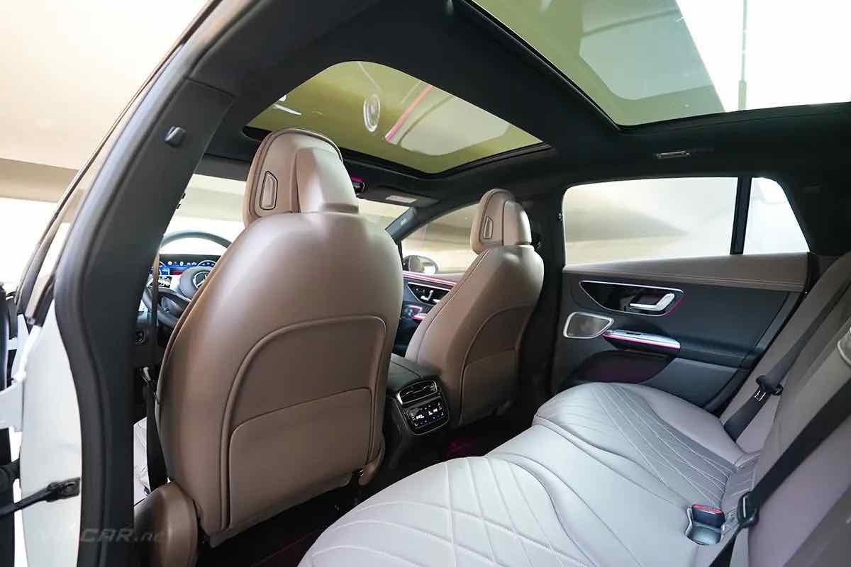 Mercedes Benz EQE 350 for rent in Dubai, photo 3