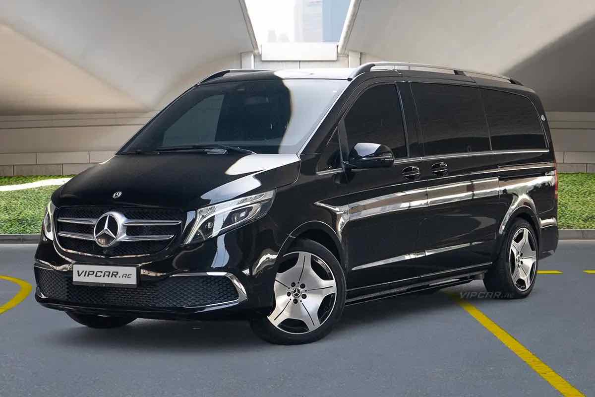 Mercedes Benz V 250, luxury car rental in Dubai