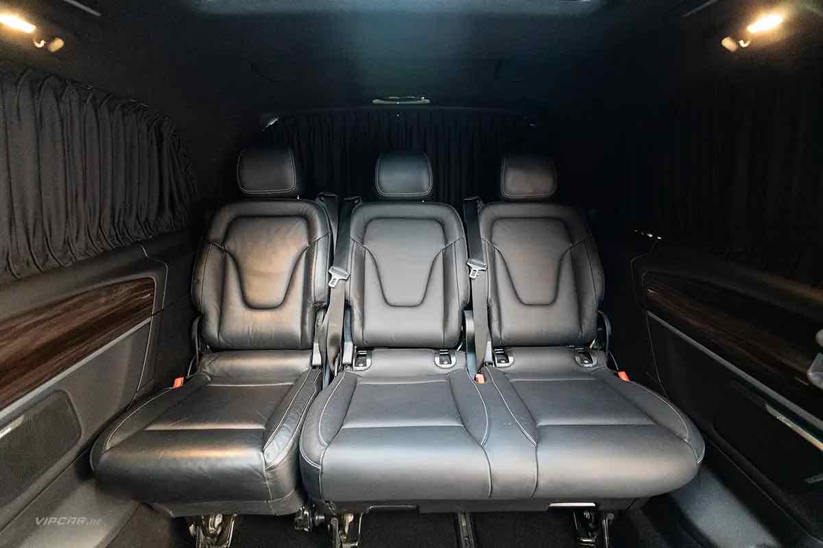 Mercedes Benz V 250 for rent in Dubai, photo 5