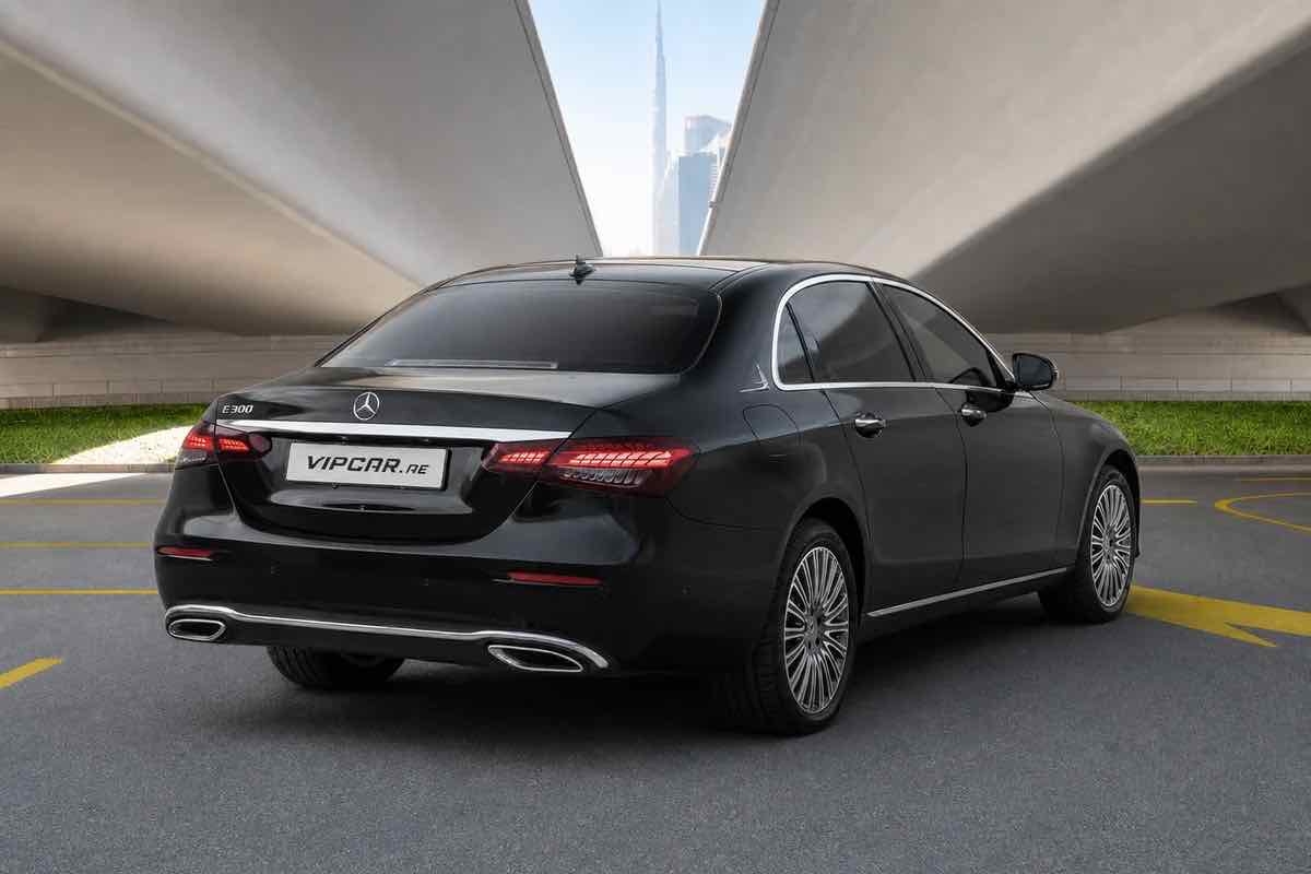 Mercedes E300 for rent in Dubai, photo 3