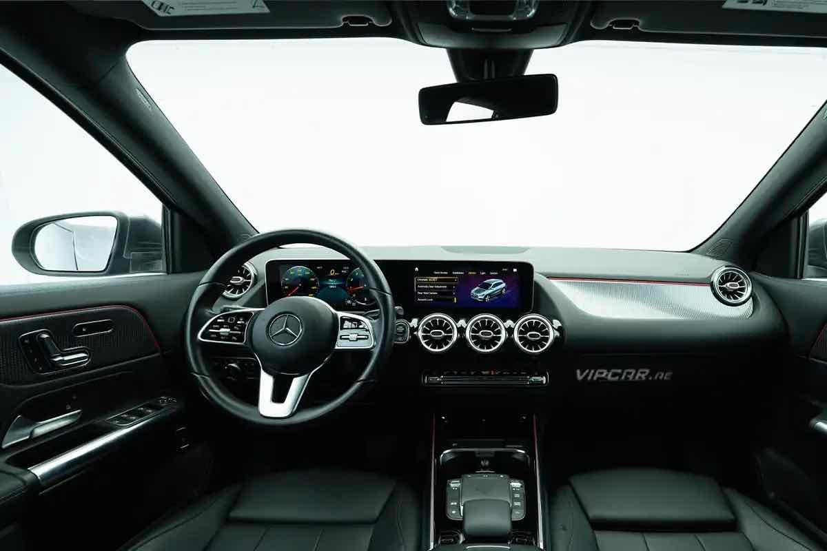 Mercedes GLA 250 for rent in Dubai, photo 2