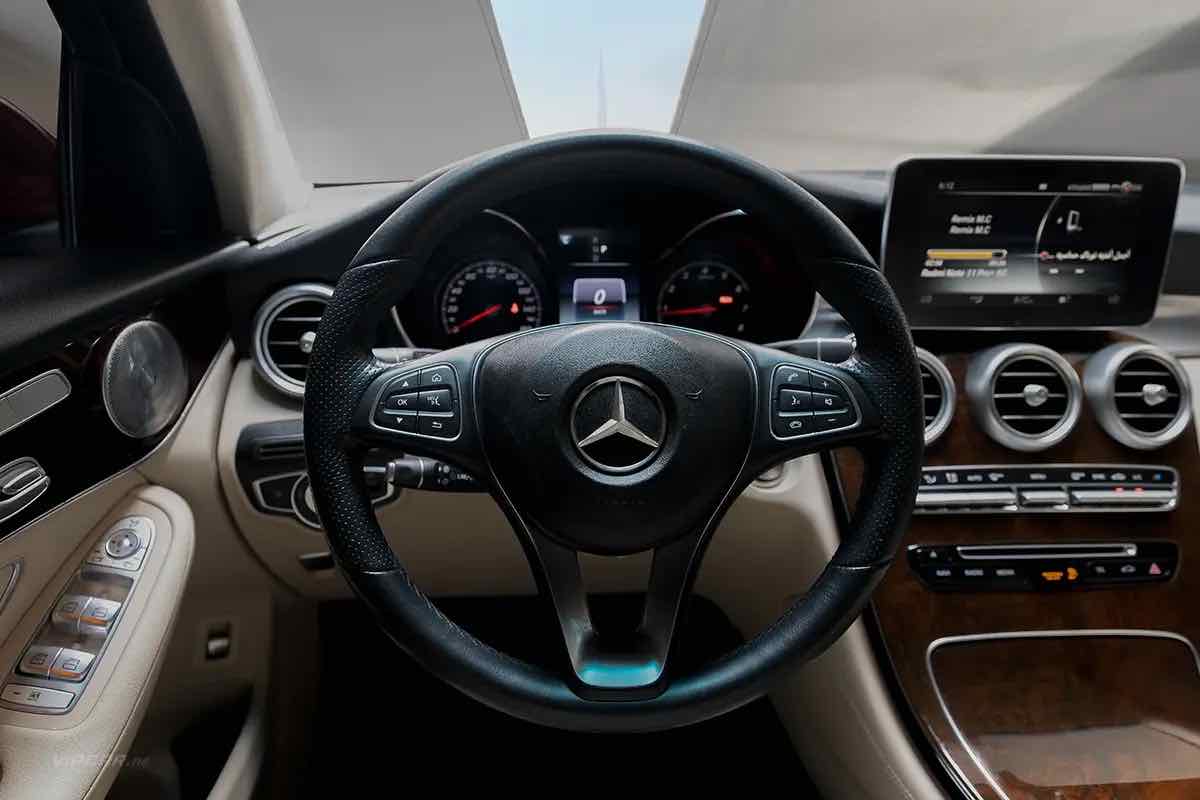 Mercedes GLC 300 for rent in Dubai, photo 4