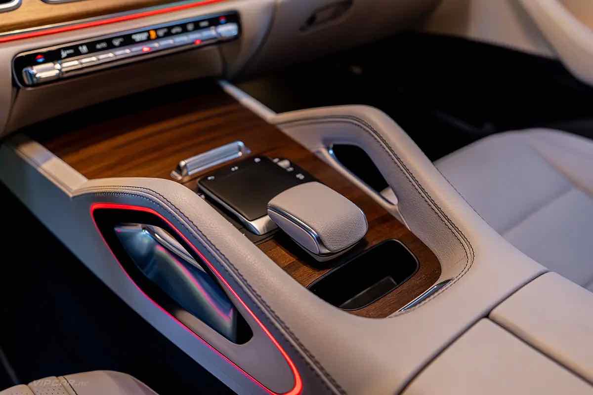 Mercedes GLE 350 for rent in Dubai, photo 5