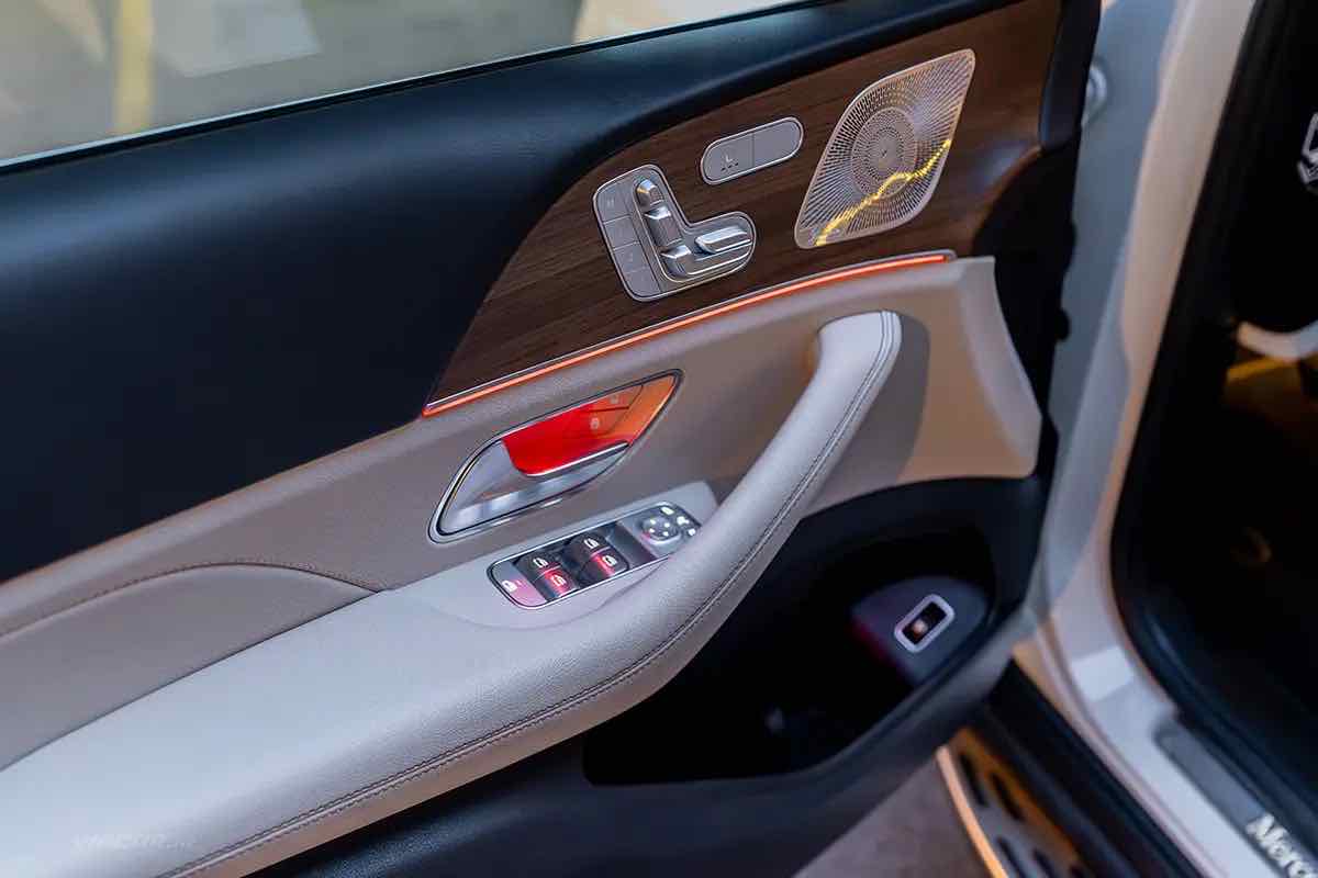 Mercedes GLE 350 for rent in Dubai, photo 6