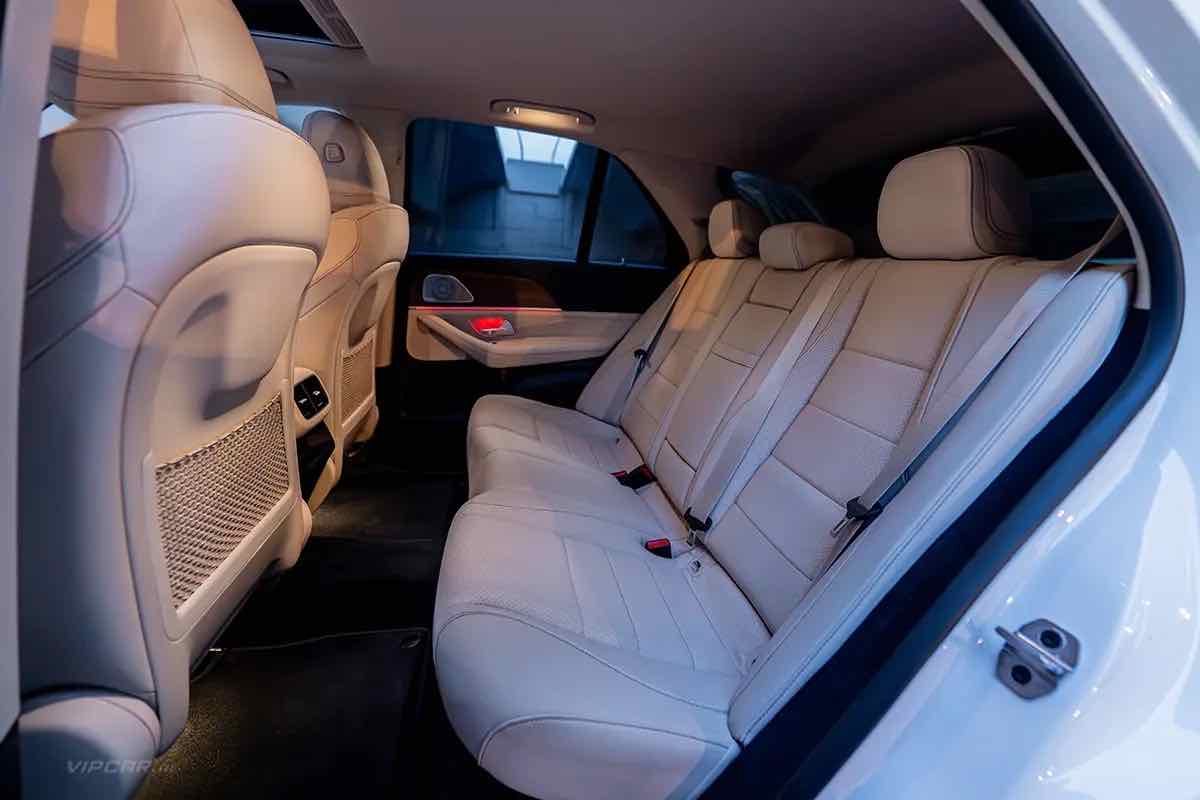 Mercedes GLE 350 for rent in Dubai, photo 8