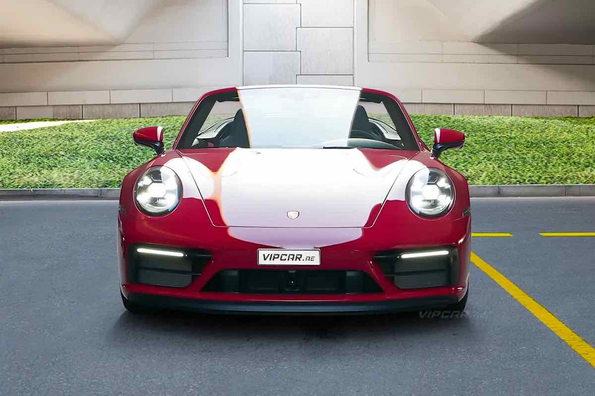 Porsche 911 Carrera 4 GTS for rent in Dubai, photo 1