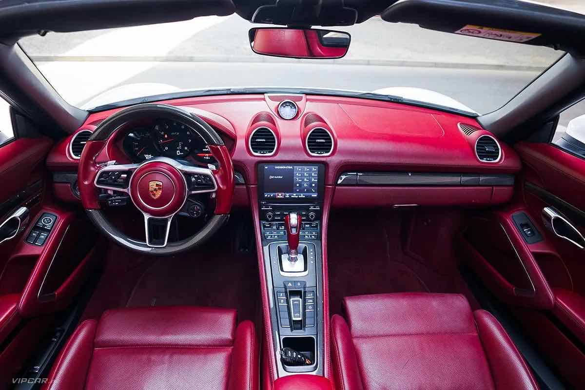 Porsche Boxster for rent in Dubai, photo 5