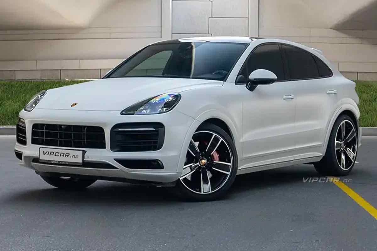 Porsche Cayenne GTS, luxury car rental in Dubai