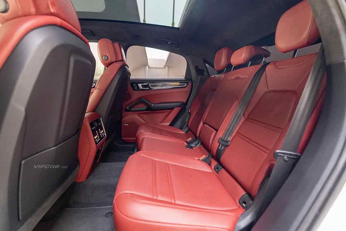 Porsche Cayenne GTS for rent in Dubai, photo 7