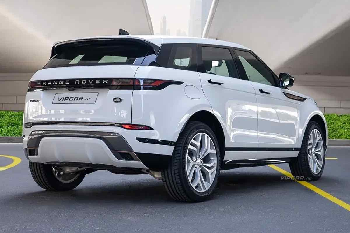 Range Rover Evoque for rent in Dubai, photo 1
