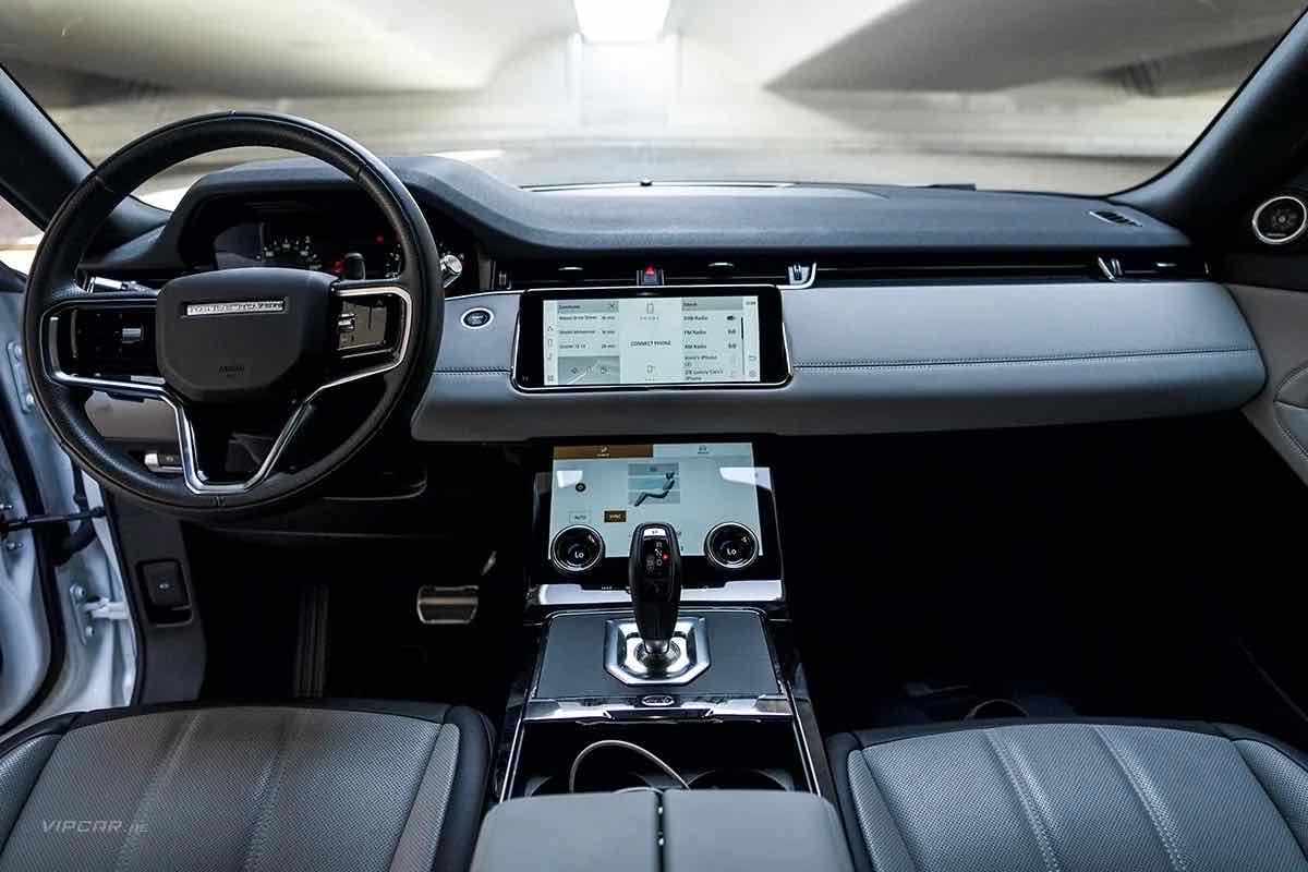 Range Rover Evoque for rent in Dubai, photo 2