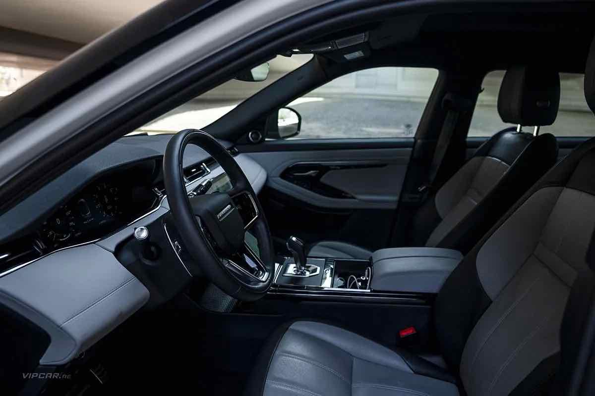 Range Rover Evoque for rent in Dubai, photo 7