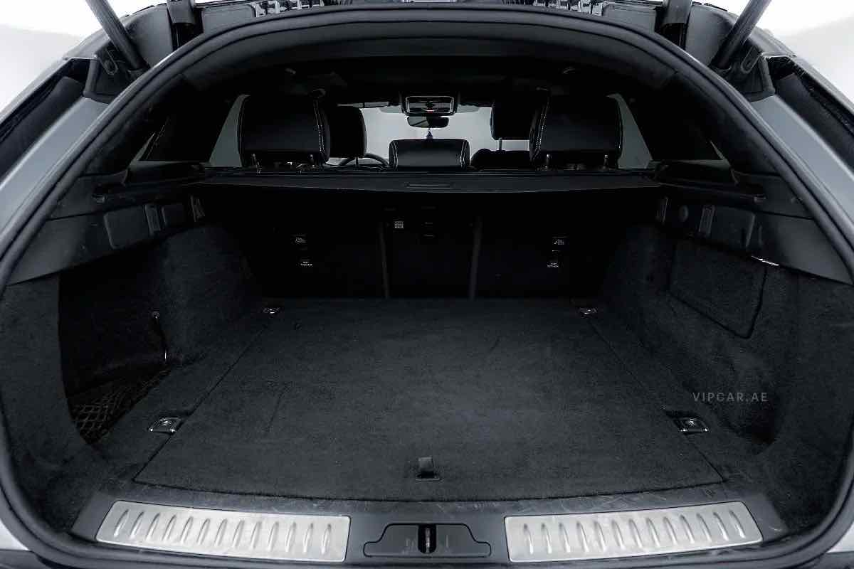 Range Rover Velar for rent in Dubai, photo 10