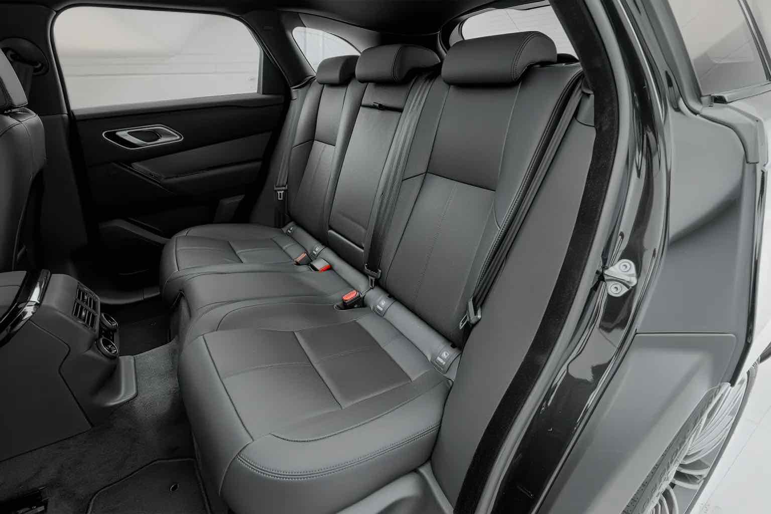 Range Rover Velar Santorini for rent in Dubai, photo 5