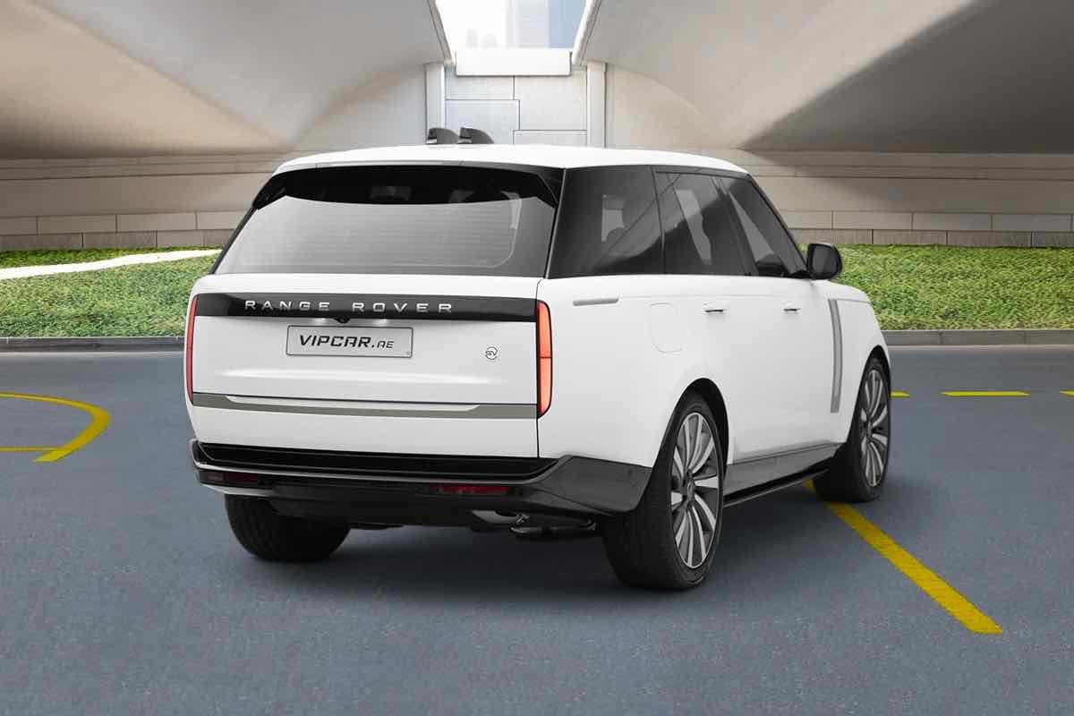 Range Rover Vogue Ostuni 2025 for rent in Dubai, photo 1