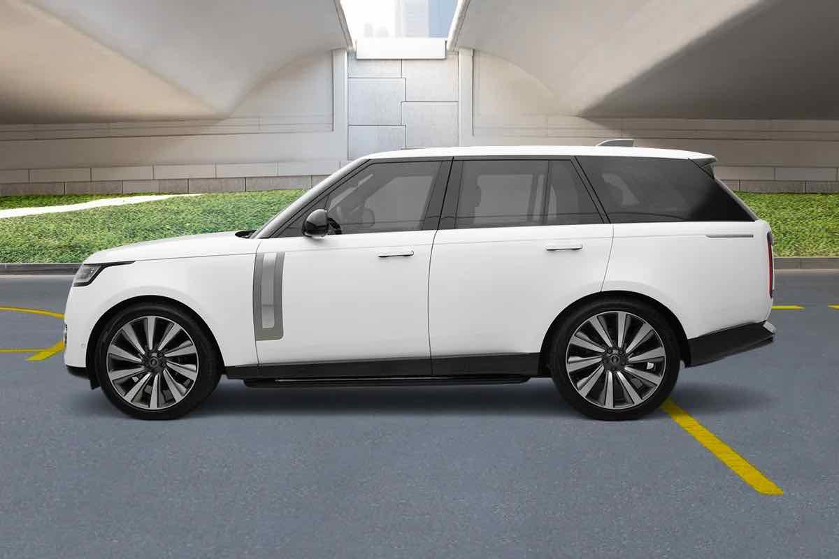 Range Rover Vogue Ostuni 2025 for rent in Dubai, photo 8