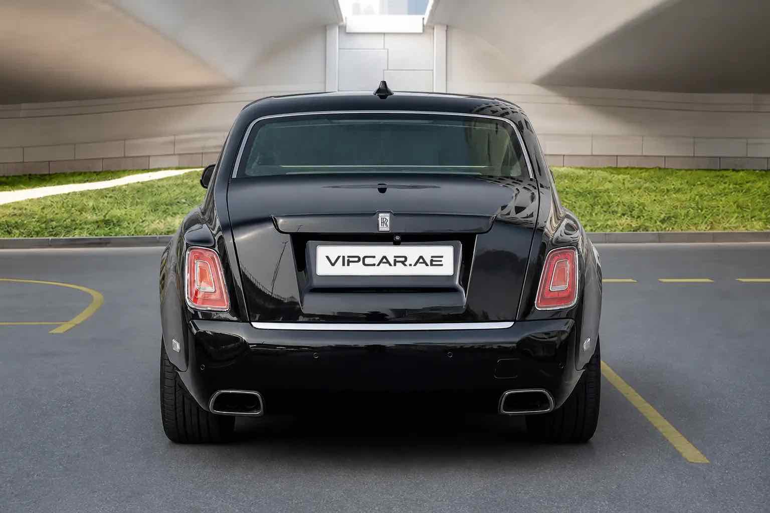 Rolls Royce Phantom for rent in Dubai, photo 9