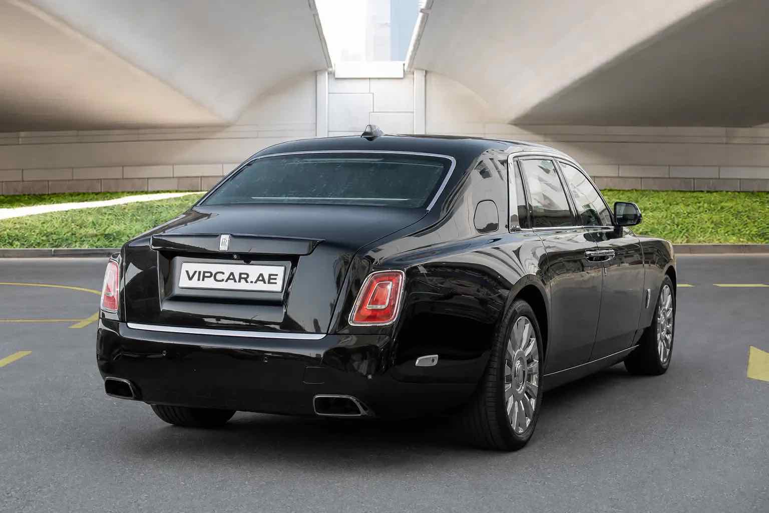 Rolls Royce Phantom for rent in Dubai, photo 1
