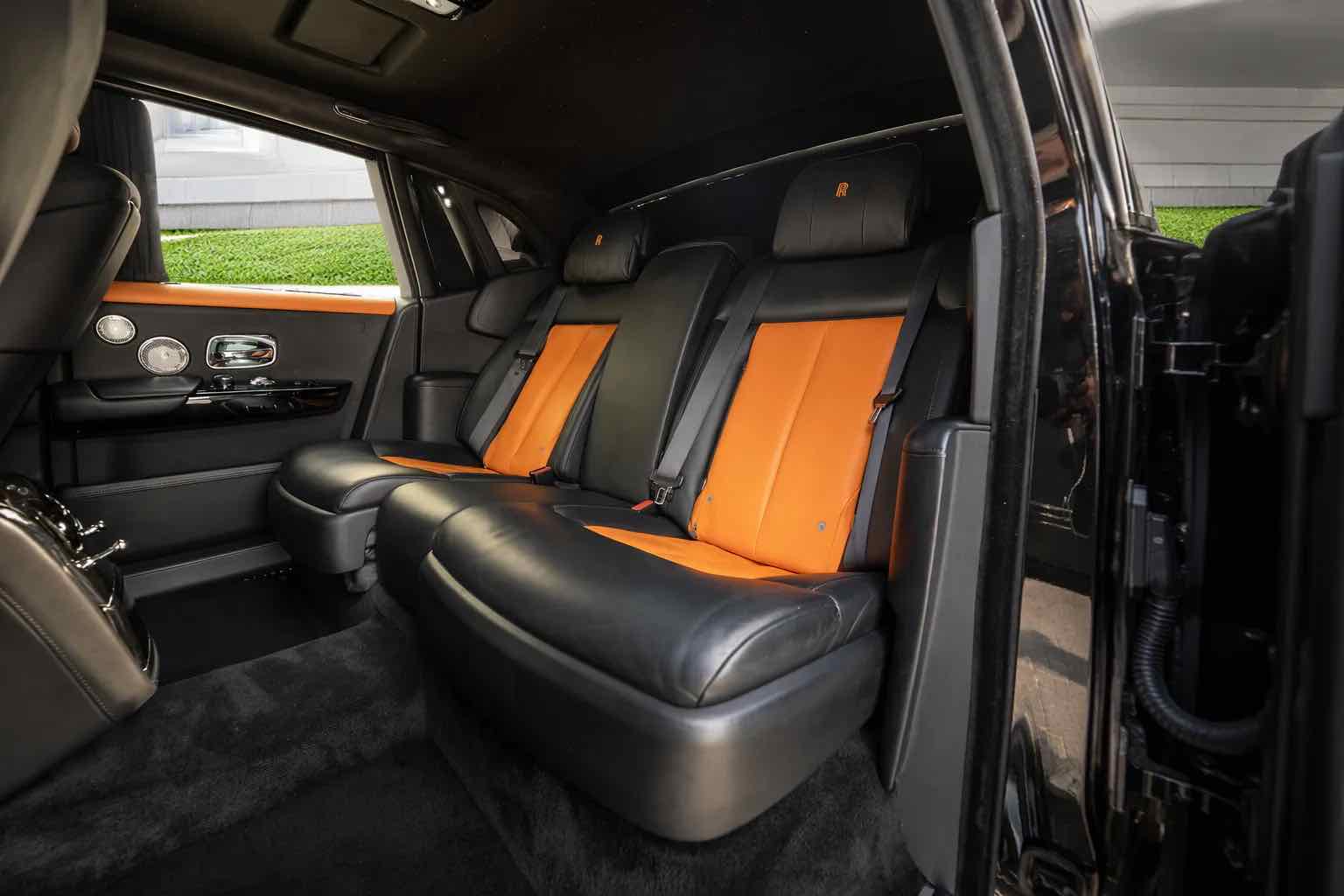 Rolls Royce Phantom for rent in Dubai, photo 5