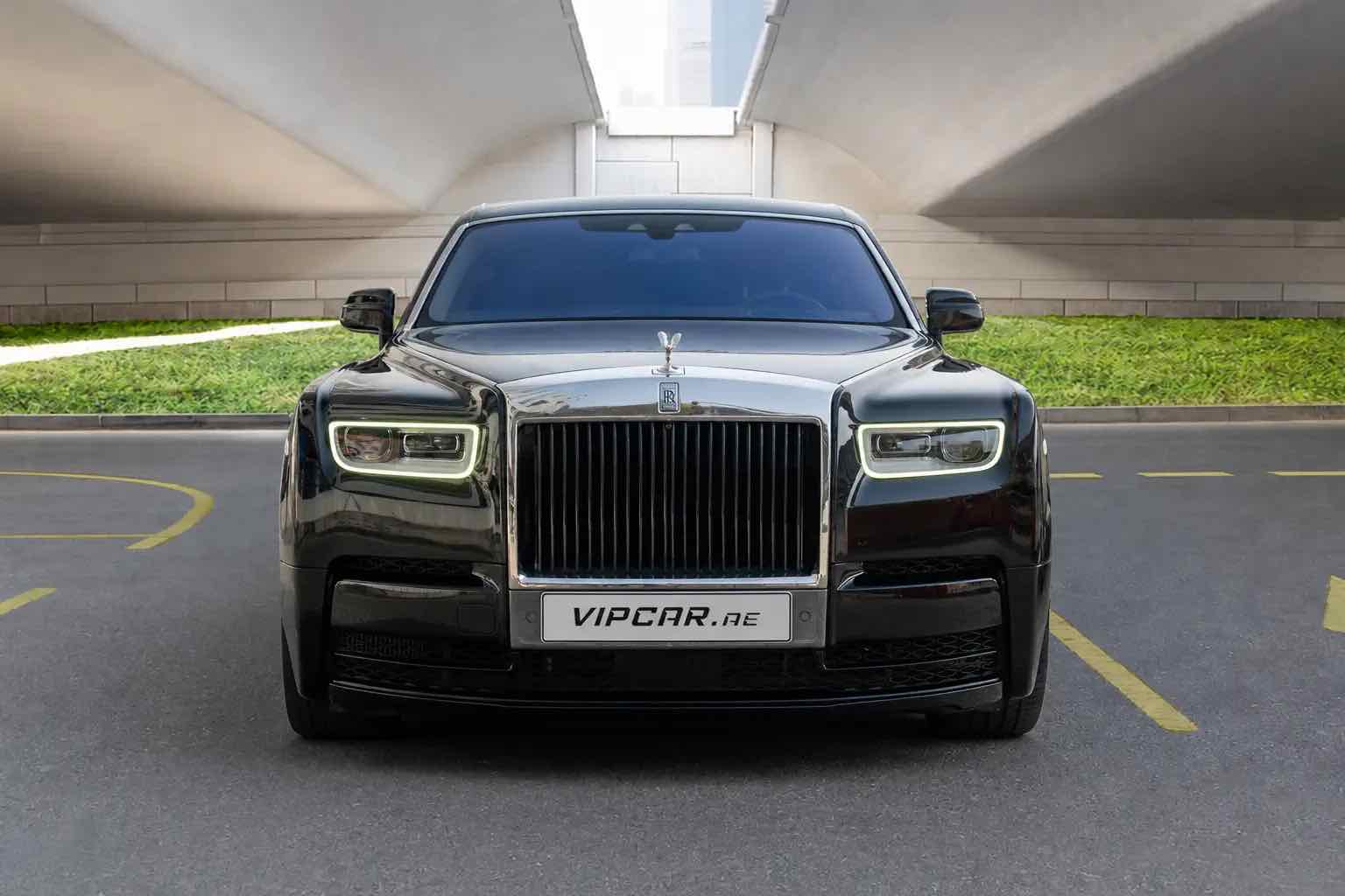 Rolls Royce Phantom for rent in Dubai, photo 7