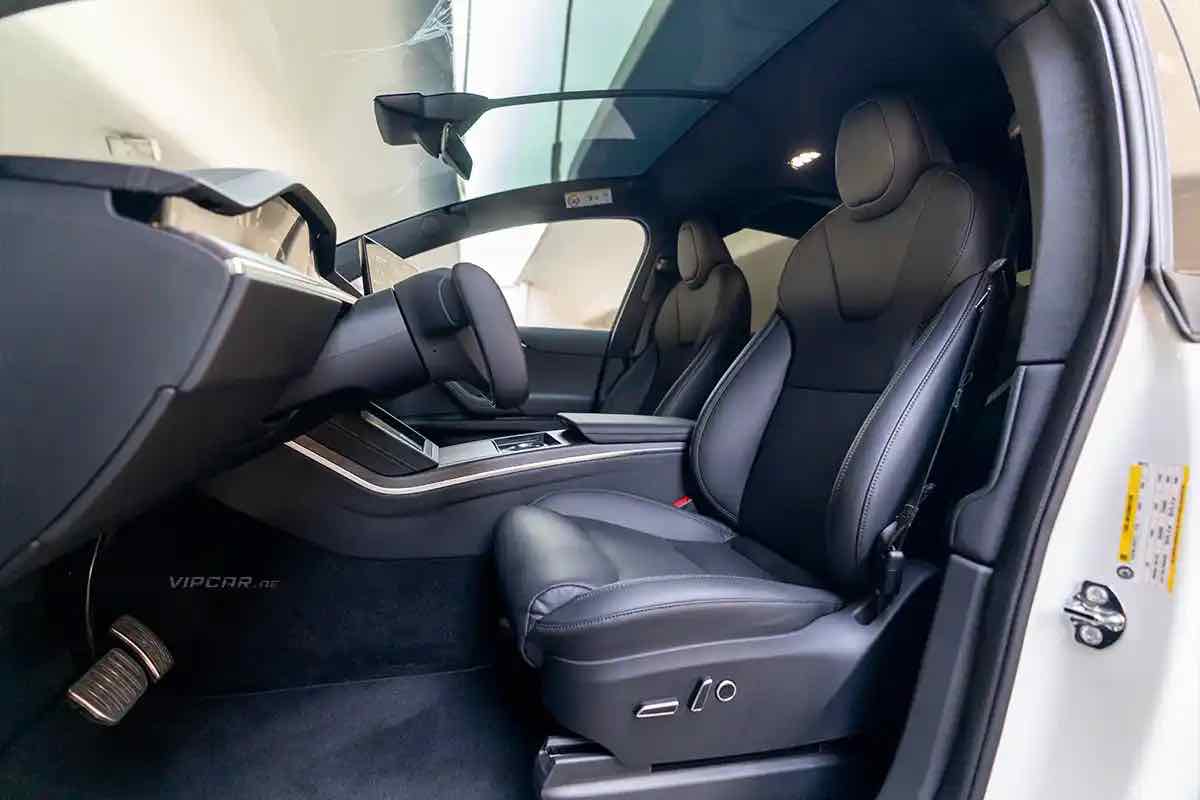 Tesla Model X for rent in Dubai, photo 6