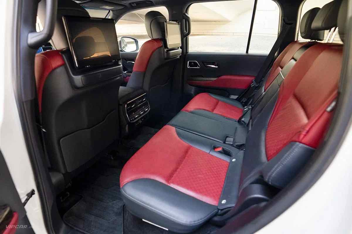 Toyota Land Cruiser for rent in Dubai, photo 8