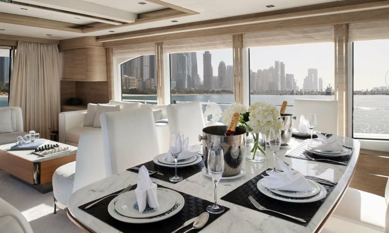 100ft Diamond Predator Jacuzzi charter in Dubai, photo 3