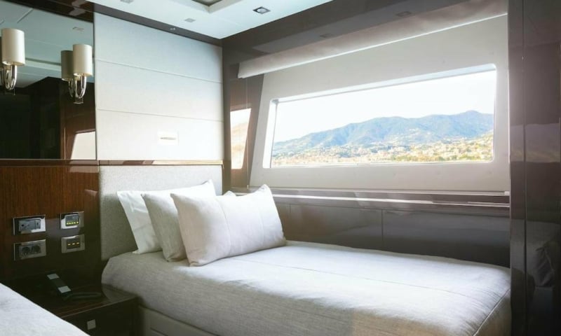 120ft Mykonos VIP charter in Dubai, photo 4
