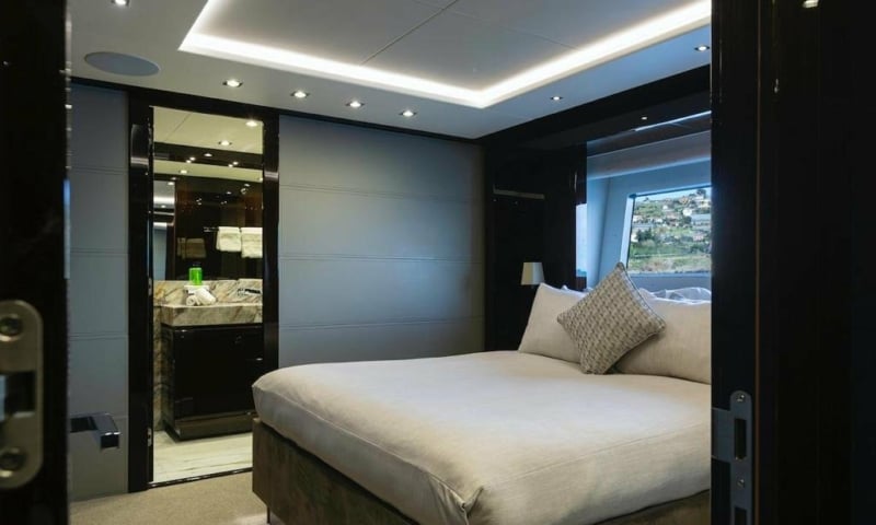 120ft Mykonos VIP charter in Dubai, photo 5
