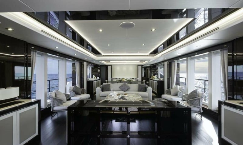 120ft Mykonos VIP charter in Dubai, photo 6