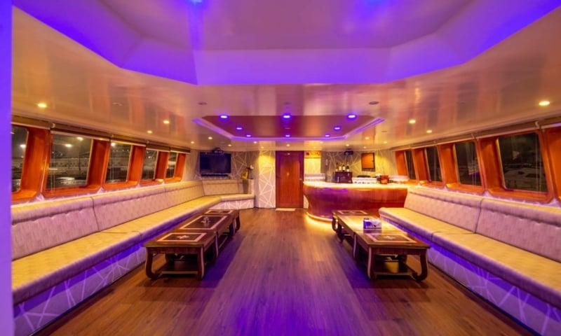 162ft Big Pearl charter in Dubai, photo 2