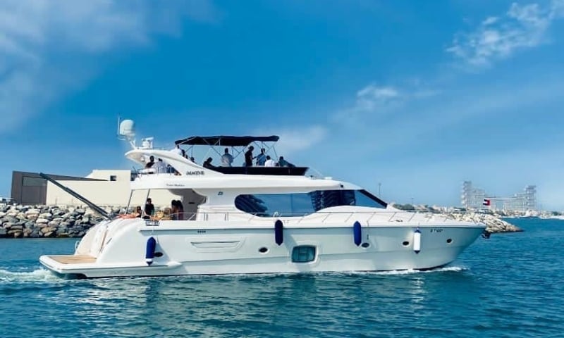80ft Jacuzzi charter in Dubai, photo 3