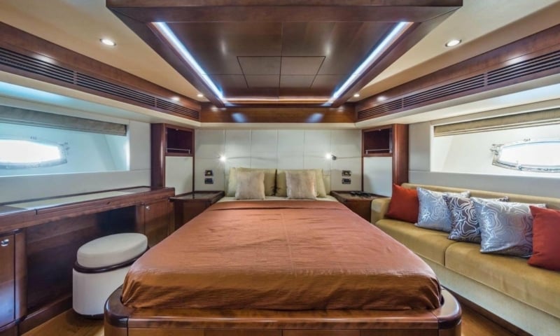 90ft Diamond charter in Dubai, photo 4