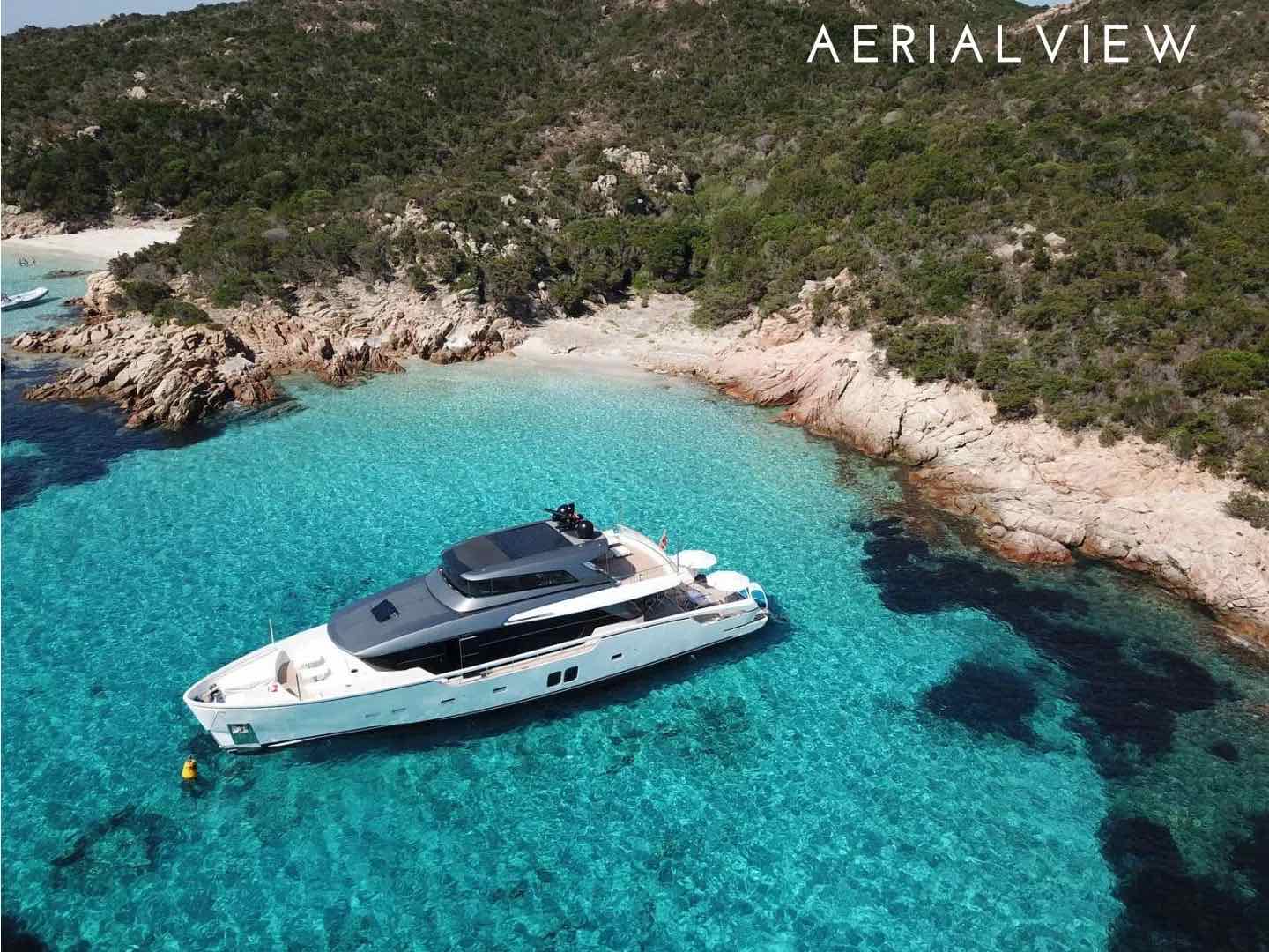 Sanlorenzo SX88, luxury yacht charter in Dubai